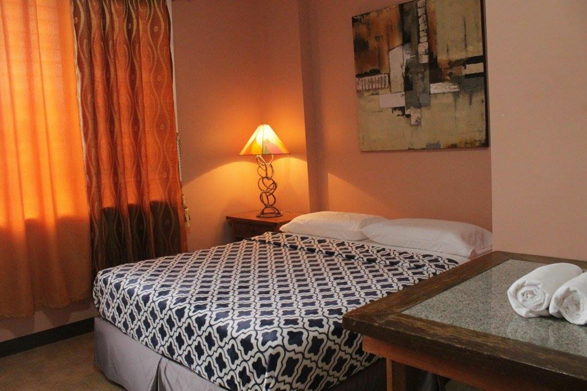 Francesca'S Inn Tagbilaran Eksteriør billede
